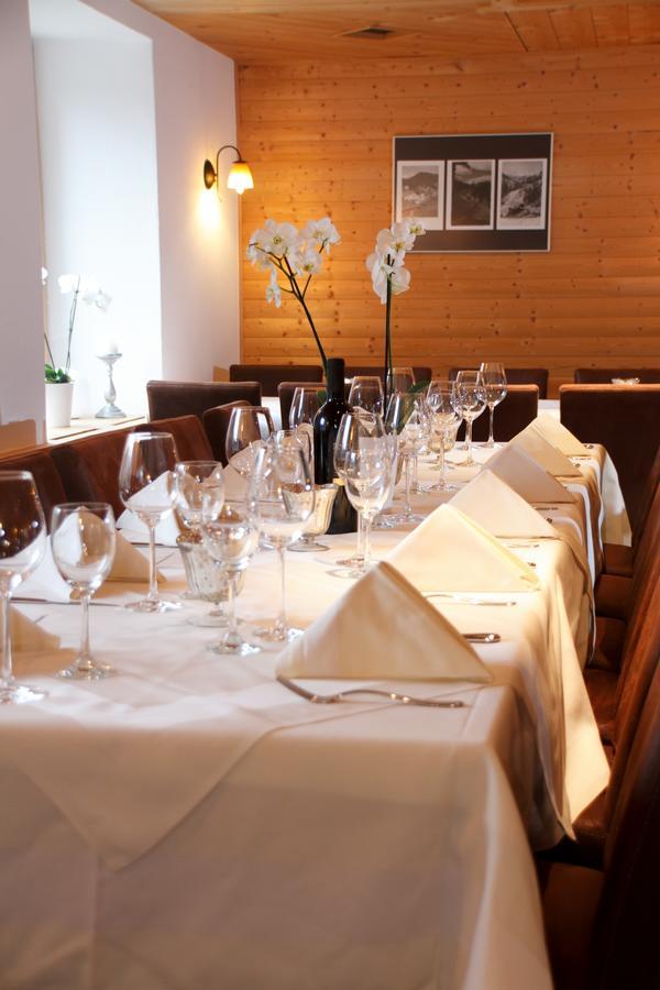 Hotel Sonnenhalde Wiesen מראה חיצוני תמונה