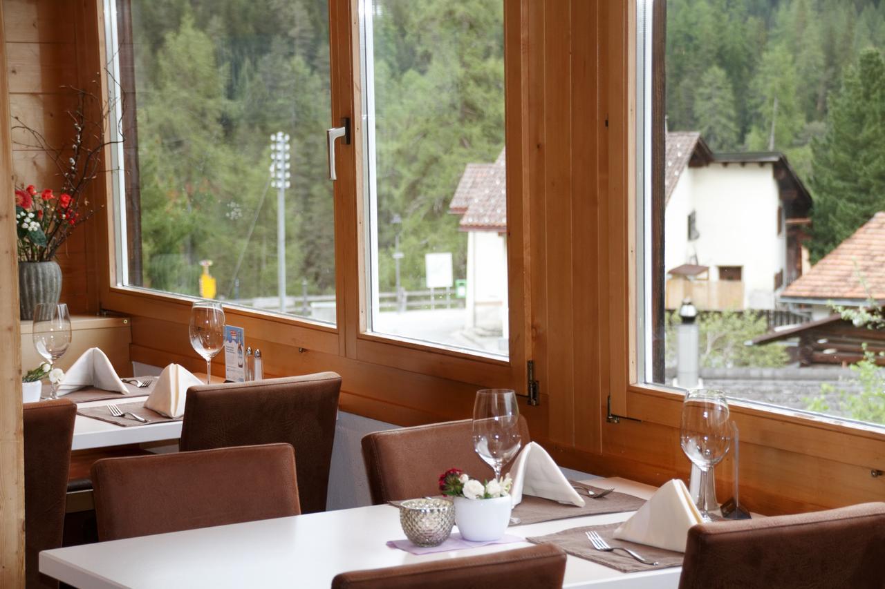 Hotel Sonnenhalde Wiesen מראה חיצוני תמונה