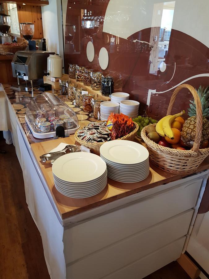 Hotel Sonnenhalde Wiesen מראה חיצוני תמונה