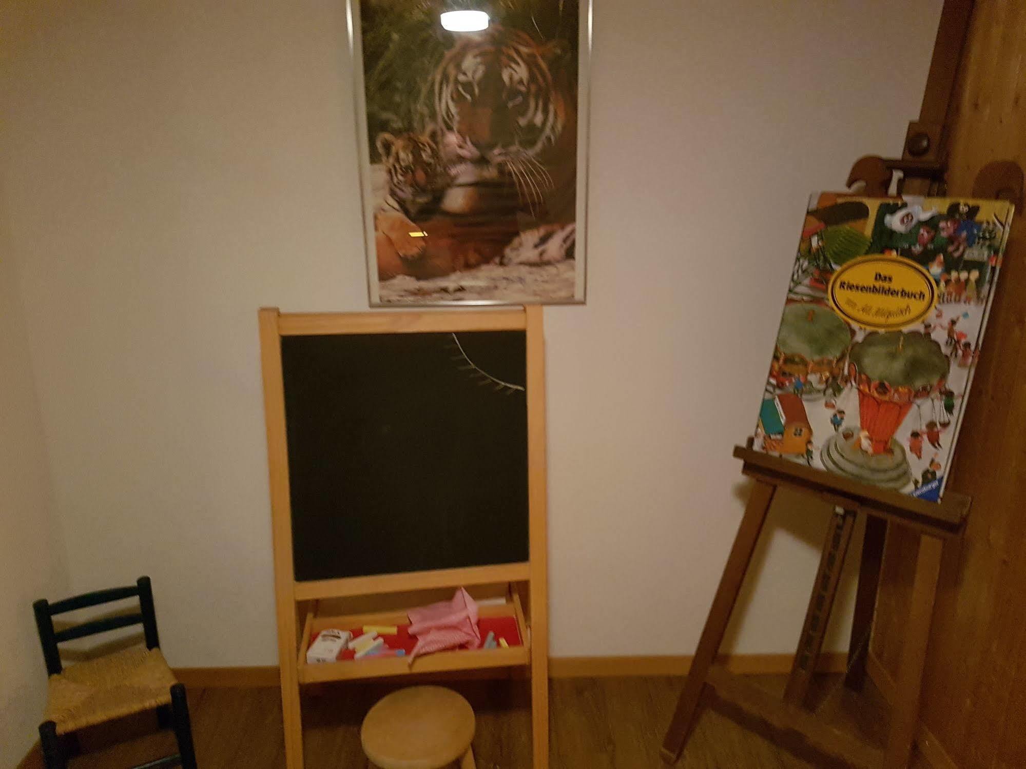 Hotel Sonnenhalde Wiesen מראה חיצוני תמונה